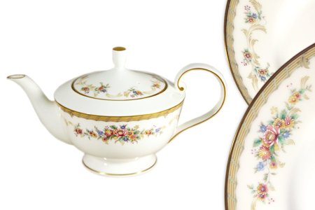 Чайник с крышкой Наслаждение item