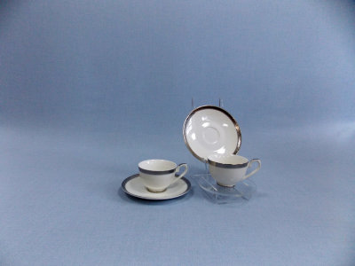 10201-9.jpg item