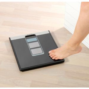Brabantia-solar-powered-bathroom-scales-black-444.jpg item
