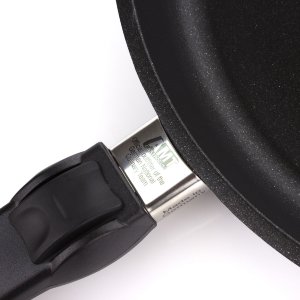 Сковорода с антипригарным покрытием "Frying Pans Titan", AMT item