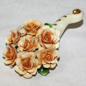 Рог изобилия с розами, Artigiano Capodimonte item