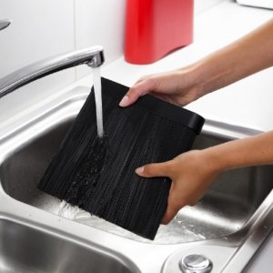 108129-Knife-Block-DETAIL-Cleaning-Brush.jpg item