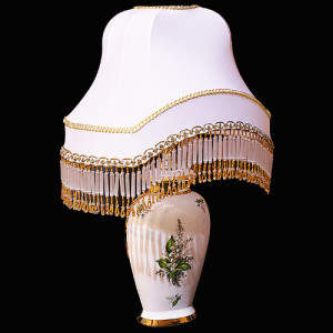 Лампа овальная, белая с рисунком ландыш, h 65 cm 487/MU-L2 item