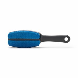 105340-Clothes-Brush-Anthracite-02.jpg item