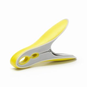 105425-Soft-Clothes-Pegs-Yellow-01.jpg item