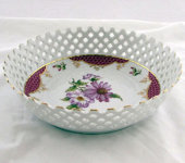 Прорезная тарелка, Hollohaza Porcelain 