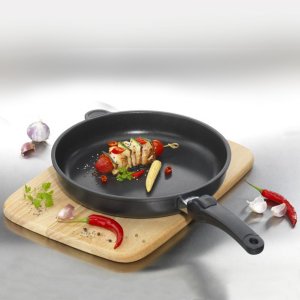 Сковорода литой алюминий с антипригарным покрытием "Frying Pans", 20 см, AMT item