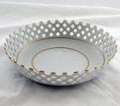 Прорезная тарелка, Hollohaza Porcelain