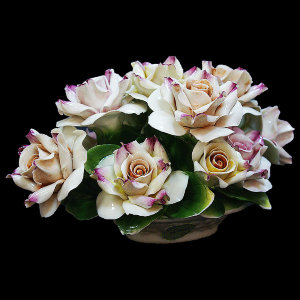 Декоративная корзинка "Чайные розы", Artigiano Capodimonte item