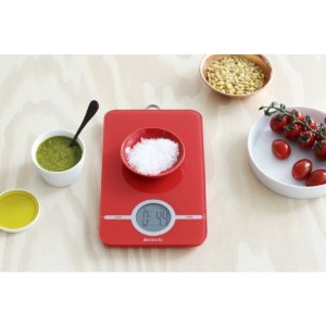 480744-Digital-Kitchen-Scales-Essential-Passion-Red-MOOD-01.jpg item