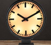 Часы с подсветкой Дифрент, Restoration Hardware Часы с подсветкой Дифрент, Restoration Hardware