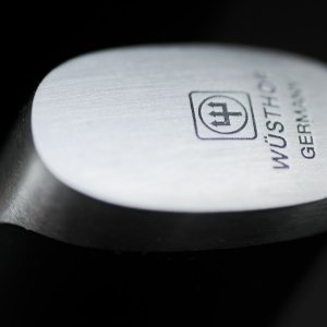 Нож кухонный японский «Шеф» с углом на кромке 17 см «Classic Ikon», Wuesthof item