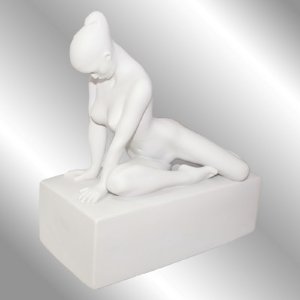 Статуэтка "Женщина", Royal Copenhagen item
