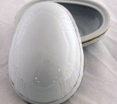 Бонбоньерка-яйцо, Hollohaza Porcelain Бонбоньерка-яйцо, Hollohaza Porcelain