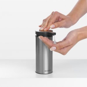 481208--Soap-Dispenser-Matt-Steel-DETAIL-Use.jpg item