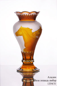 aladin_1354_31_vaza_loshad_amber.jpg item